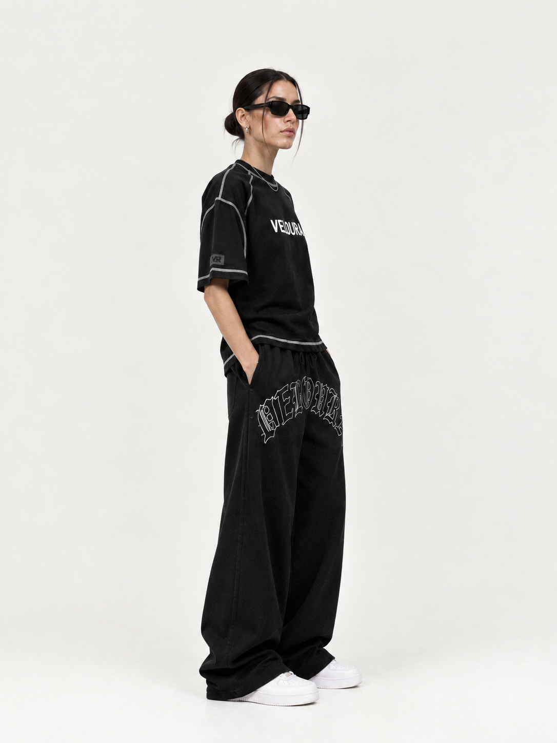 Veloura Arched Sweatpants